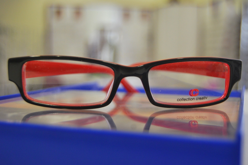 opticien-BAUDUEN-min_view-sight-lens-frame-optics-spectacles-1141012-pxhere.com